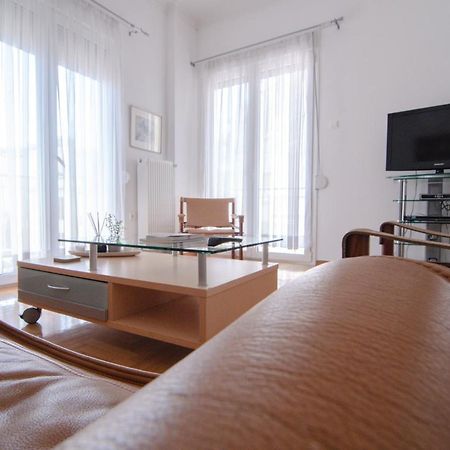 The Rebel'S Temple Apartment เอเธนส์ ภายนอก รูปภาพ