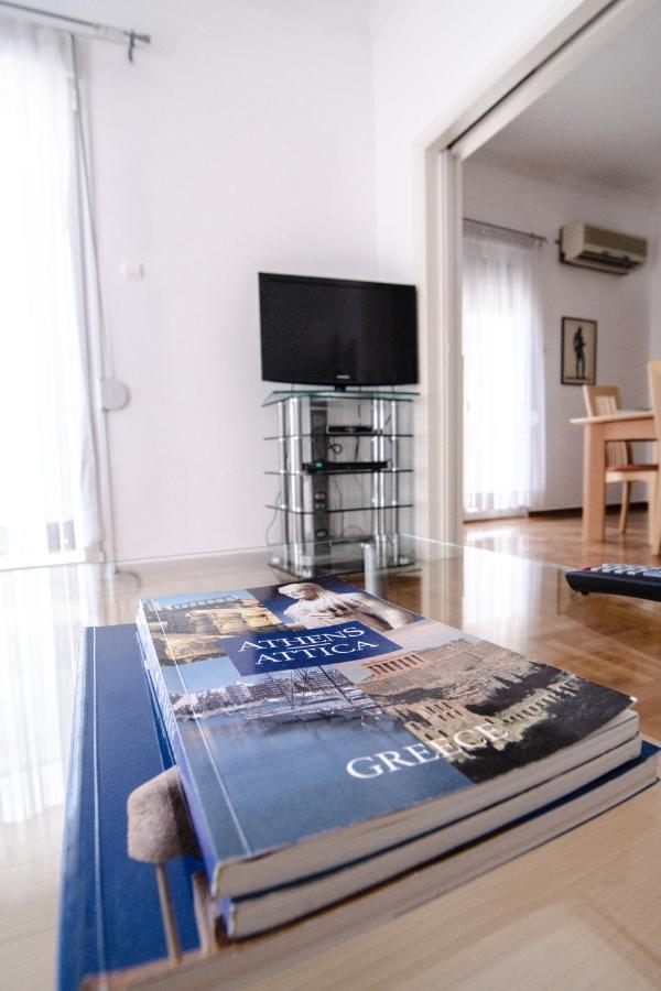 The Rebel'S Temple Apartment เอเธนส์ ภายนอก รูปภาพ