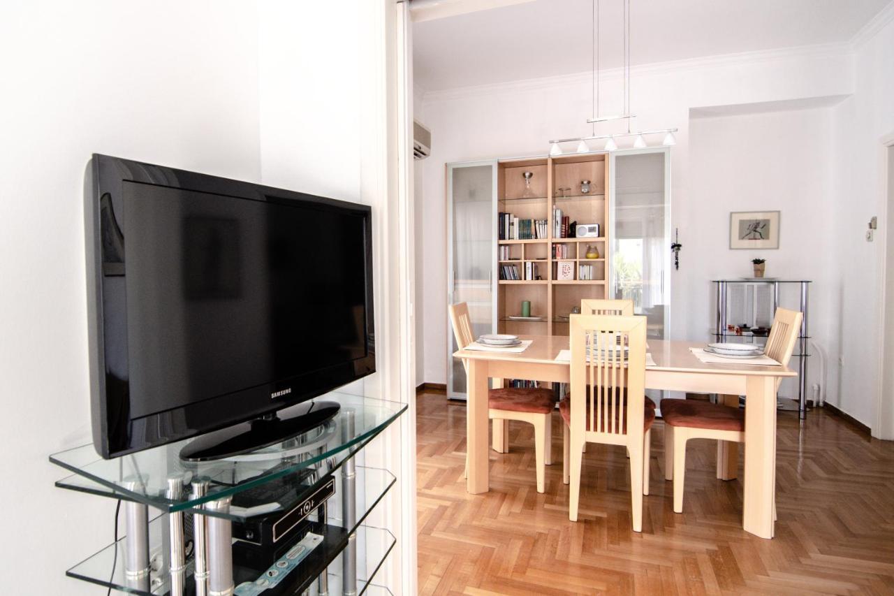 The Rebel'S Temple Apartment เอเธนส์ ภายนอก รูปภาพ