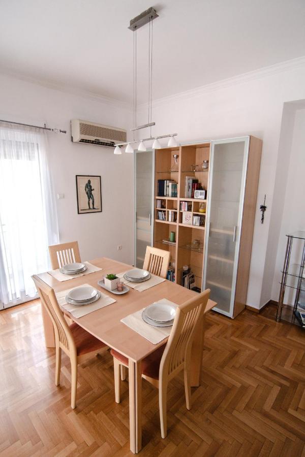 The Rebel'S Temple Apartment เอเธนส์ ภายนอก รูปภาพ