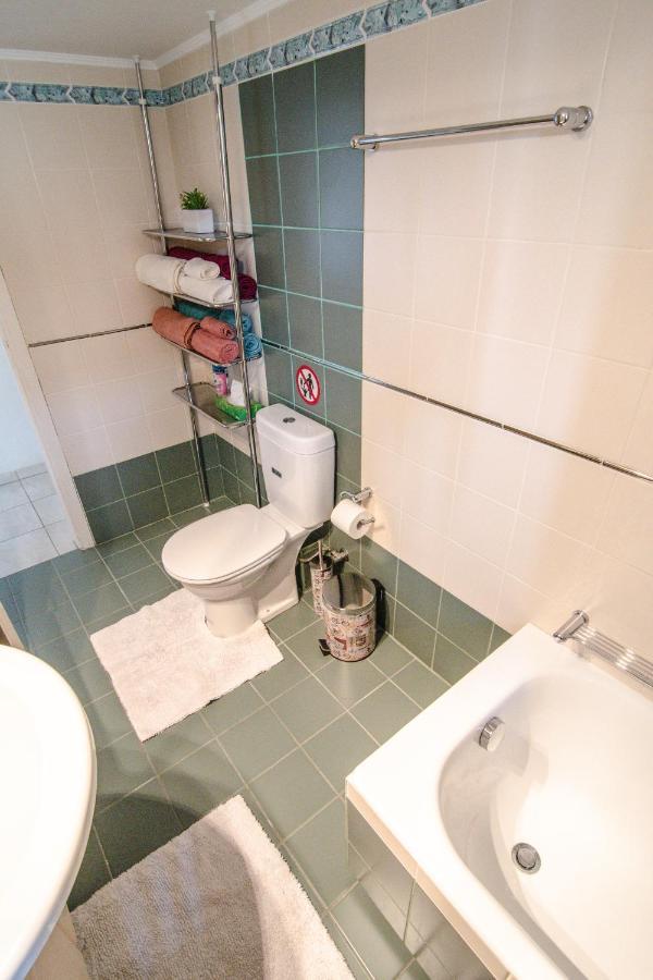 The Rebel'S Temple Apartment เอเธนส์ ภายนอก รูปภาพ